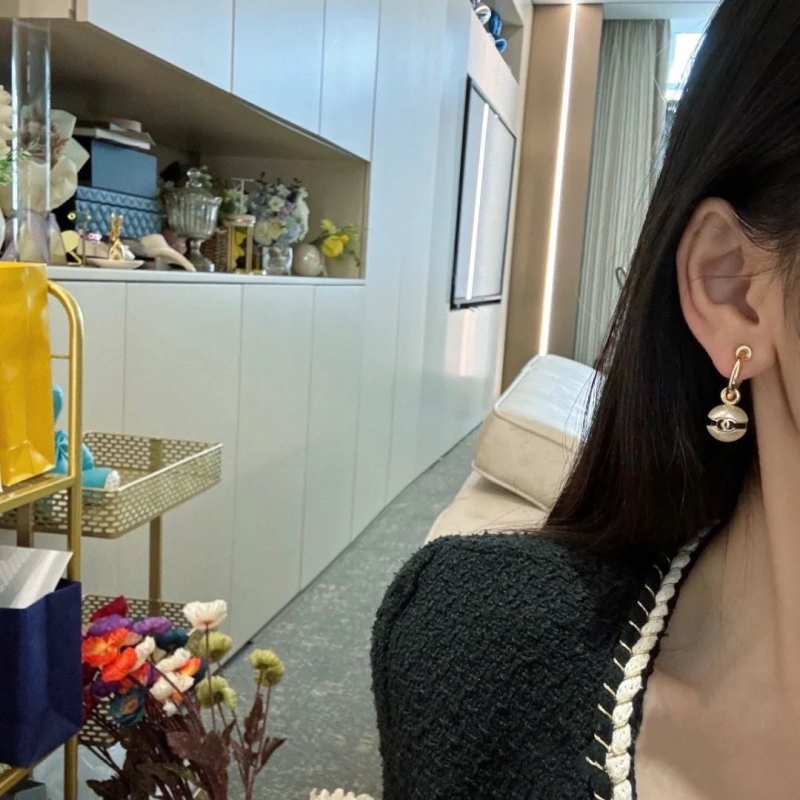 Ch**el earrings